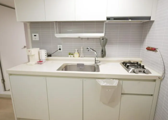 Daelim Station, Sleeps 6 Kpop Concerts Gocheok Sky Dome Hongdae, Jongno, Gangnam 20 Min Luggage Storage